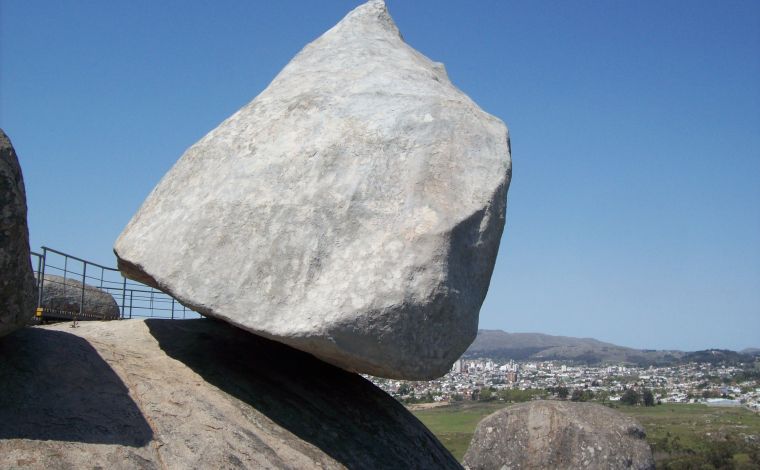 piedra tandil hoy,Piedra Movediza, Tandil